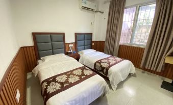 Luoyuan Yijia Theme Hotel