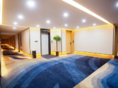 Lili Orange Light Luxury Hotel Hotels in Zongyang