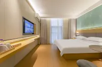Tianhe Hotel Hotels near Longquan Baojian Factory
