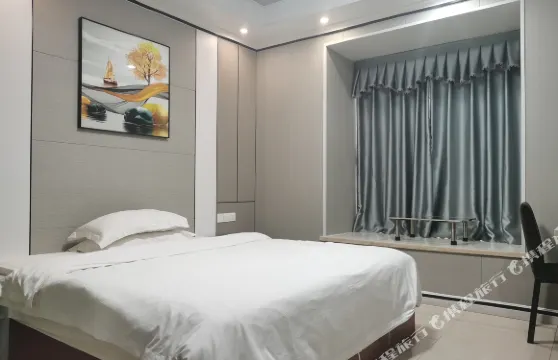 新化華鴻大酒店