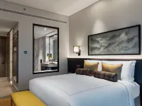 Taj Jumeirah Lakes Towers - Airport Shuttle