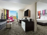 Hyatt Centric Arlington Hotels in Arlington