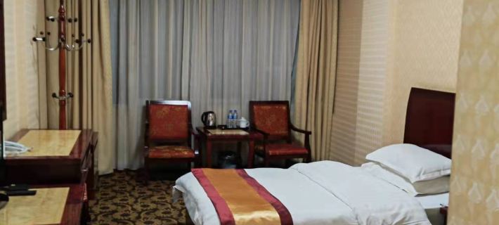 Border Town Hotel Hotels in Yongde