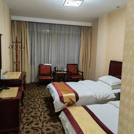 Border Town Hotel