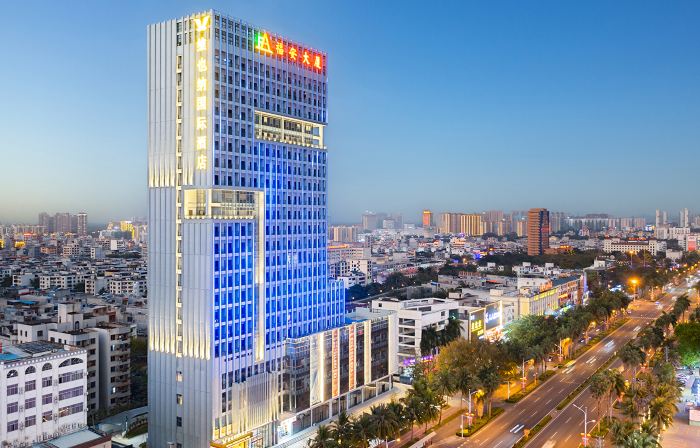 Vienna International Hotel (Fu'an Building Store, Danzhou)