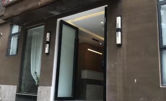 Kang ding xing cheng jiu dian - Housity