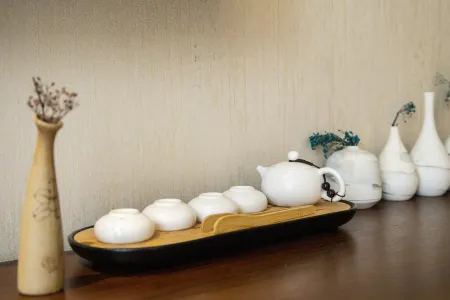 Xinbaidu Hotel Отели рядом с достопримечательностью «Jingdezhen Ceramics University (Xinchang Campus)»