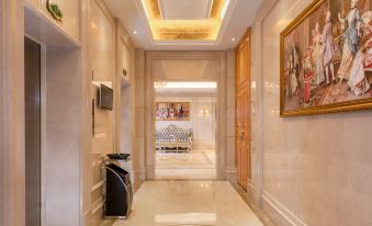 Vienna Hotel (Shenzhen Luohu Port Railway Station)