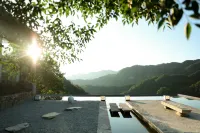 Wudangshan Fudi Ju 33 High Mountain Boutique Stay