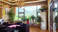 甲榮賓館