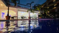 Clarkton Hotel Apartment - Family
