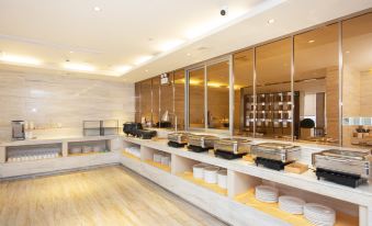 JI Hotel (Shanghai Kangqiao Yuqiao Metro Station Hotel)