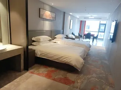 Fuying Hotel (Jinshi) Отели в г. Суйчуань