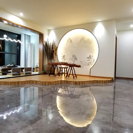Tuman Jiuqi Hotel (Leshan High-speed Railway Station Wanda Plaza)