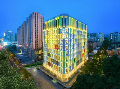 Atour Hotel Jinan Daming Lake Garden Road Hotels in Jinan