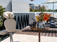K'Uyen Boutique Hotel Hotels near Zama