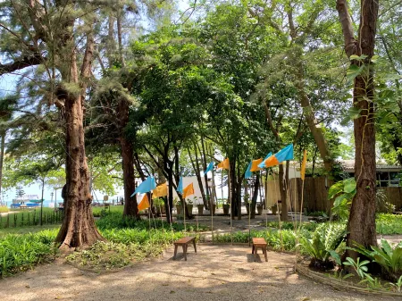 Issara Beach Resort Beachfront Zone