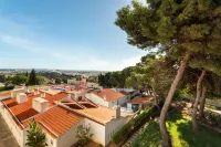 Bnb Homes Jardim Cozy Apartment with Swimming Pools Near the Old Town