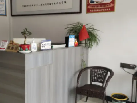 裕西民宿（方城第八小學） 方城のホテル