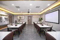 Jiyuan Corner · Meet Theme Hotel