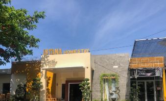 RedDoorz Syariah near Alun Alun Bima