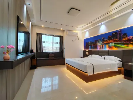 Linyi Apartment (Xintian Square) Отели в г. Линьшу