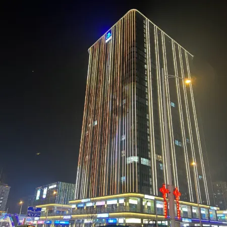 Pingdu Manyu Light Luxury Viewing Apartment (Zhongjie Times Square)