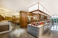 青島膠東國際機場華美達酒店