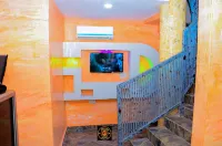 MT DELUXE HOTEL ASABA Hotel di Okpanam