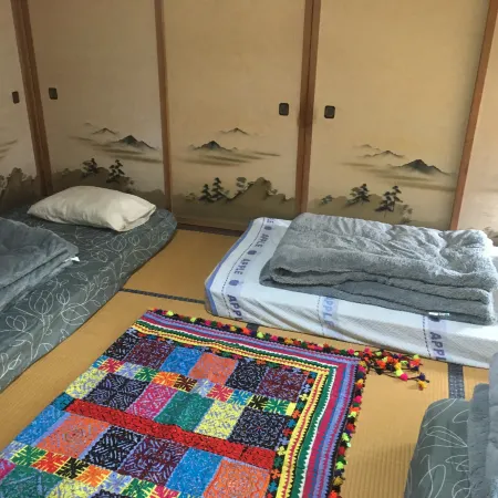 Narita airport samurai guesthouse