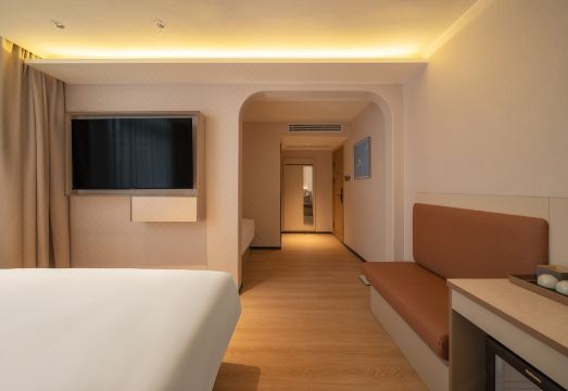 4. 진방 홀리데이 ..