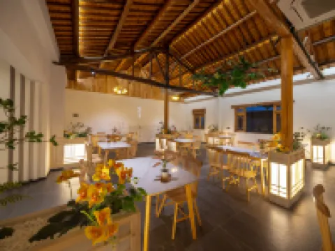 jing county comb fragrant garden resort hotel