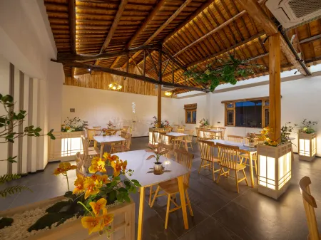 jing county comb fragrant garden resort hotel