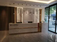 Mingyang Hotel (Chongzuo Daxin County Detian Plaza)