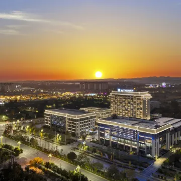 Wyndham Qujing Luliang