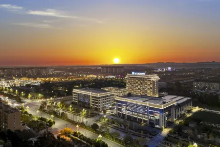 Wyndham Qujing Luliang Отели в г. Лулян