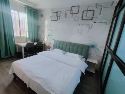 Wenxin Hotel Hotels in Huyi District