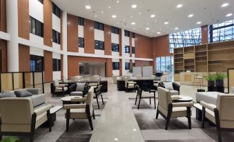 Elong DELUXE Hotel (Suining International Convention and Exhibition Center Store)