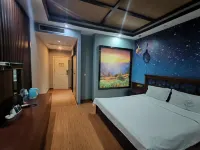Lushan Wei'ai Theme Hotel Hotels near Caijiapo Bus Passenger Transport Station