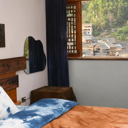 Dongzhai Caomu Dye Homestay