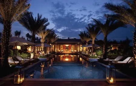 Haonas Hotel (Gezihuo Park Liuzhuang Night Market) Отели рядом с достопримечательностью «Qinhuangdao Safari Park»