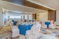 Xishuangbanna Jinghong Huachen Yuexi Holiday Hotel (Mengle Grand Buddha Temple Branch)