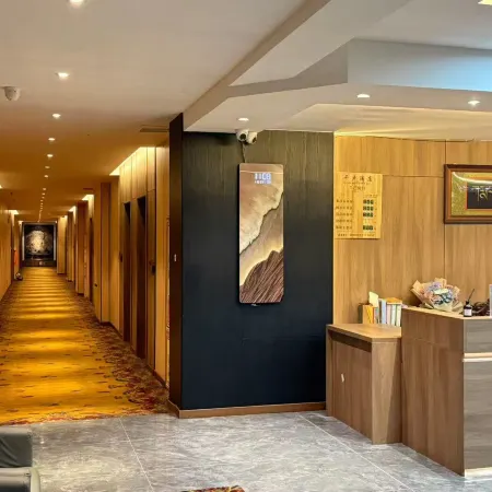 Yushu Thousand Households Hotel