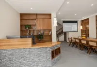Liangqi Mountain Retreat (Zhaoxing Dong Village) - New