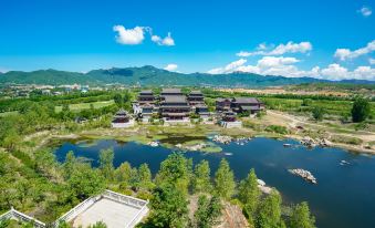 Sweetome Vacation Rentals (Golf Tanghua Residence)