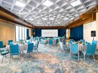 Maximilan Danang Beach Hotel Hotels in Da Nang