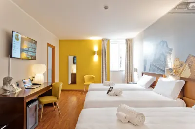 B&B Hotel Palermo Quattro Canti Hotel dekat Stazione Centrale - Pensilina Interna
