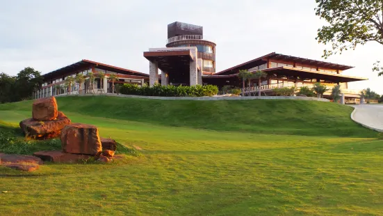 Mountain Creek Golf Resort & Residences