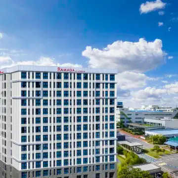 Ramada by Wyndham Gumi Hotels near Gumi Science Center