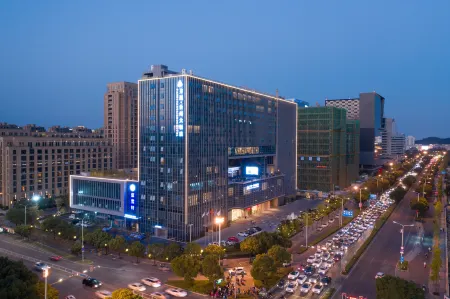 Fangyuan·Taizhou Hotel Отели рядом с достопримечательностью «Baiyun Pavilion»